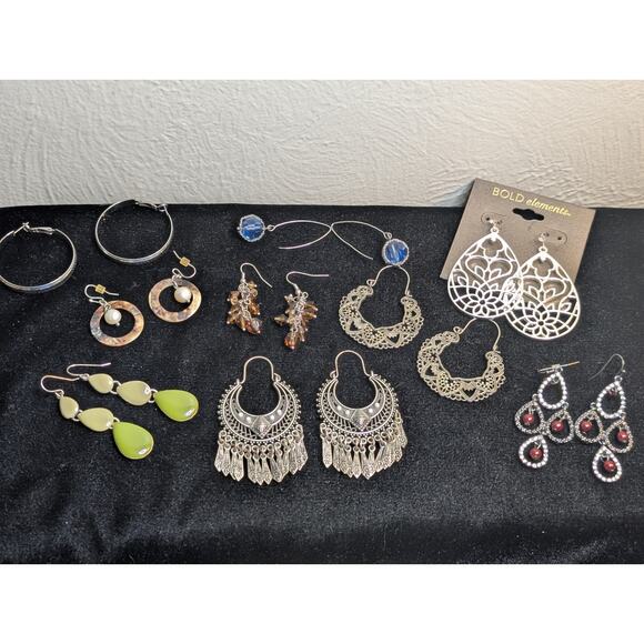 Mixed Lot of Nine Pair Boho Hoop Earrings - Picture 1 of 11